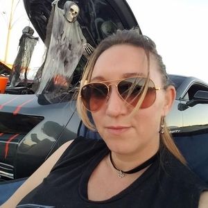 Meet your Posher, Jessica